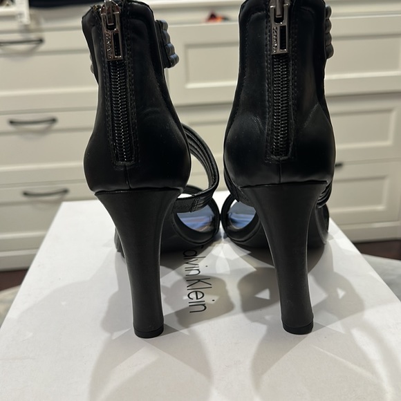 Calvin Klein heels - Picture 3 of 5